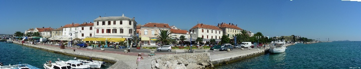 Fotografia panoramica della citta di Biograd in Croazia