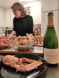 Per la cena ci aspettavo gli scampi crudi e una botiglia di champagne