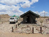 Vista sul nostro alloggio in Xaragu Camp Luxury Tend