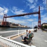 Ponte di Vizcaya a Bilbao è un ponte trasportatore