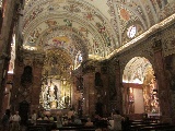 L'interno della Basilica de la Macarena