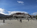 Potala, situata a Lhasa è il simbolo religioso e politico di Tibet